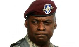 Pirmasis juodaodis tapo Pentagono vadu