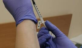 Lietuva ketina įsigyti COVID-19 vakcinų iš dar dviejų gamintojų