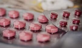 Brangsta rūkalai, daliai žmonių mažėja priemokos už vaistus