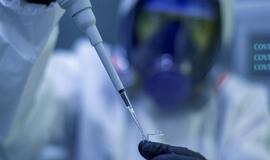 Pasaulis laukia COVID-19 kilmės išvadų: neatmeta prielaidos, kad žmonės užsikrėsti galėjo per šaldytą mėsą