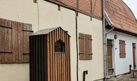 Senamiesčio kiemelyje apsigyveno pasaka: pristatomas mechanizuotas lėlių teatras