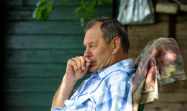 Modestas Paulauskas - tituluotas sportininkas, tačiau nekada neužrietė nosies ir išliko šiltas bei nuoširdus. „Mano žodyne žodžio “žvaigždė„ net nėra. Niekada nesupratau ir nesuprasiu tokių žmonių, kurie užriečia nosį ar naudojasi savo statusu, autoritetu ir panašiai. Man tai nepriimtina ir netoleruotina. Visada svarbiausia išlikti žmogumi, kad ir kas nutiktų“, - pabrėžia krepšinio legenda