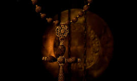 Juvelyrika iš plaukų – kvadratinė. 