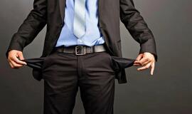 Astrologai įvardija Zodiako ženklus, kuriems artimiausiu metu geriau nerizikuoti pinigais