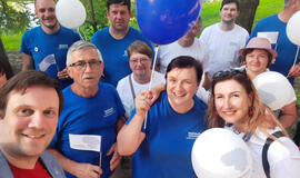 Sako, kad su buteliu ėjo užglaistyti ginčų