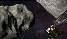 NASA erdvėlaivis milžinišku greičiu įsirėžė į asteroidą