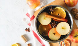 Cinamonų ir obuolių "sriuba"