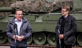 Danija ir Vokietija perduos Ukrainai 80 tankų „Leopard 1“. EPA-ELTA nuotr.