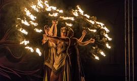 Teatras „Akt“ (Lenkija) džiugins ugningu pasirodymu „Aš liepsnoju“.