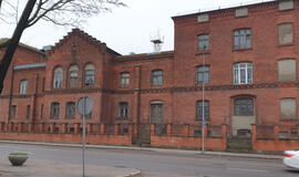 PARDUODA. Rugsėjo mėnesį aukcione vėl bus bandoma parduoti buvusio Klaipėdos kalėjimo pastatus. Turto banko nuotr.