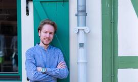 „Kurdamas lietvamzdžius norėjau, kad šie “meno kūriniai„ būtų pasiekiami žmonių, juos būtų galima bet kada pamatyti ar paliesti. Galbūt tai įkvėps ir kitus 3D kūrėjus padaryti ką nors įdomaus Klaipėdos miestui“, - sakė išradėjas Edgaras Janušauskas. Agnietės Skirmantienės nuotr.