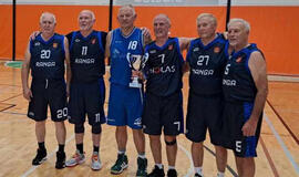 NUGALĖTOJAI. Klaipėdiečių komanda: Stanislovas Jurevičius, Viktoras Jasinskas, Vytenis Urba, Algirdas Lingė, Zenonas Bružė ir Liudvikas Mileška. Asmeninio archyvo nuotr.