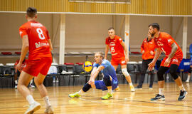 PAGUODA. Gargždų „Amber Volley“ tinklininkai šįkart Latvijoje turėjo tenkintis paguodos tašku. SimFoto nuotr.