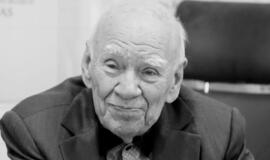 Bronislovas Genzelis