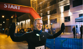 ISTORIJA. Akimirka iš praėjusiais metais vykusio Laisvės gynėjų dienai - Sausio 13-ajai - paminėti skirto bėgimo. Organizatorių nuotr.