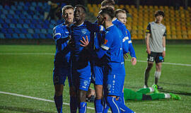 VILTIS. Tikimasi, kad šį sezoną Klaipėdos „Neptūno“ futbolininkus ilgai matysime turnyro lentelės viršūnėje, o čempionato finišas bus vainikuotas ir medaliais. Patys ekipos atstovai sau kelia aukščiausius tikslus - tapti čempionais ir į Klaipėdą sugrąžinti Lietuvos futbolo A lygos kovas.  ELMedija nuotr.