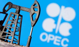 OPEC+ šalys pratęsė naftos tiekimo mažinimą iki birželio pabaigos