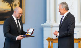 Lietuvos valstybės apdovanojimo įteikimo Ukrainos Ministrui Pirmininkui ceremonija. ELTA / Dainius Labutis