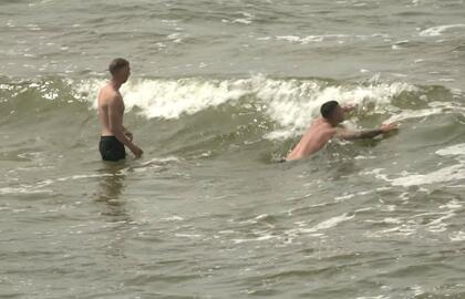 perlipo per nuskendusio baltarusio kūną ir nuėjo maudytis – pats vos nepaskendo