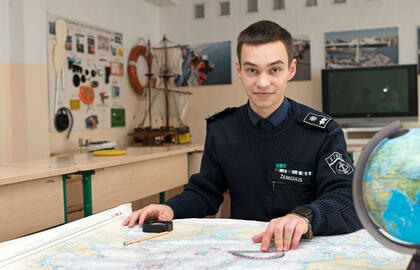 DVYLIKTOKAS Titas Žemgulis: „Įdomu išmokti valdyti bures, sužinoti, kaip prisijaukinti vėją, kad tave plukdytų, bet man prie širdies labiau žemiškoji sritis.“ Vitos JUREVIČIENĖS nuotr.