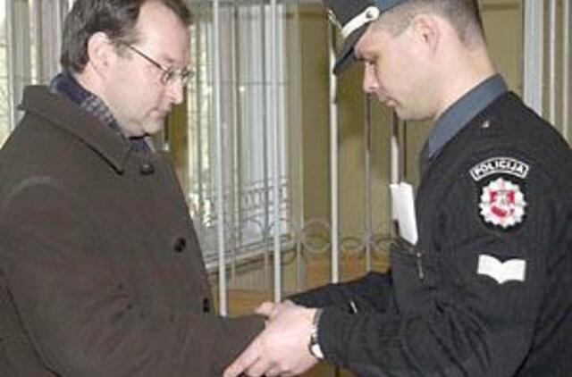 V. Valcerį išgelbėjo amnestija 