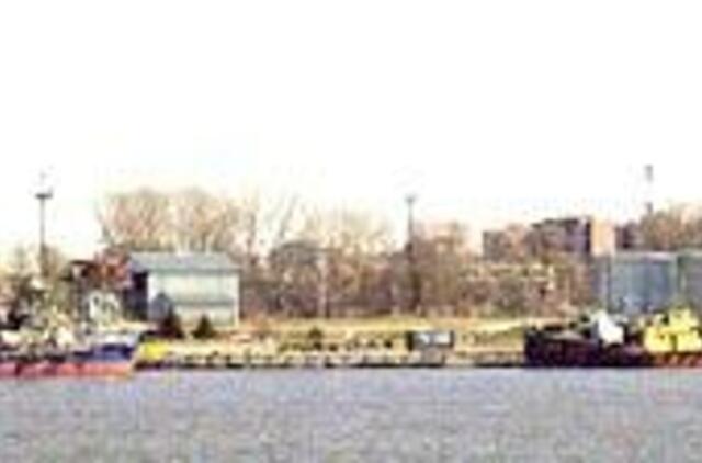 "Transfosa" vis dar laukia naujo šeimininko 