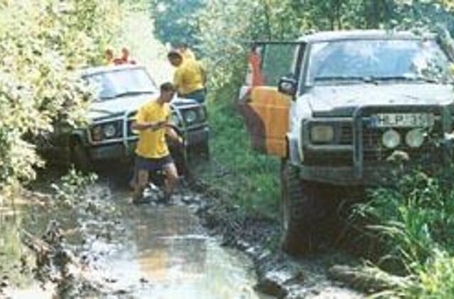 Kretingos miškuose visureigių ekipažų laukia staigmenos 