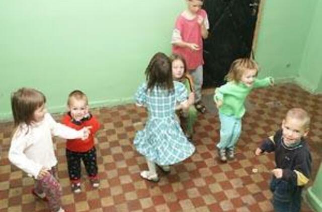 Ant daugiavaikių pečių - valdininkų abejingumas ir klaidos 