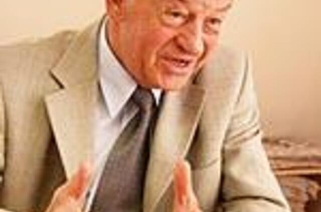 Politikai neturėtų pradėti tvarkyti ūkinių uosto reikalų 