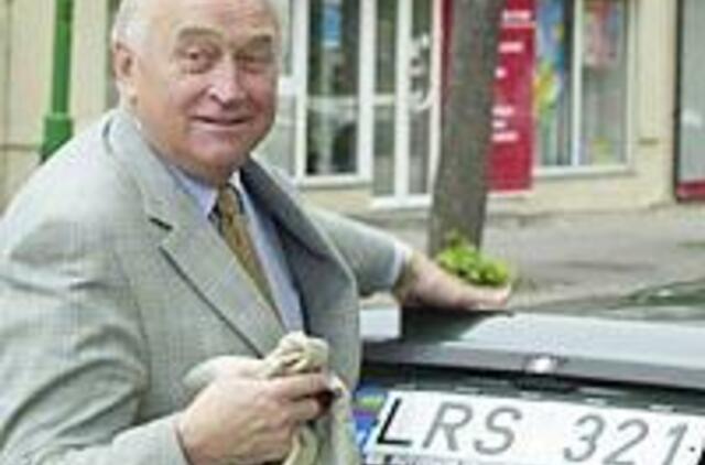 Rinkimų autsaideriai spjovė į politiką 