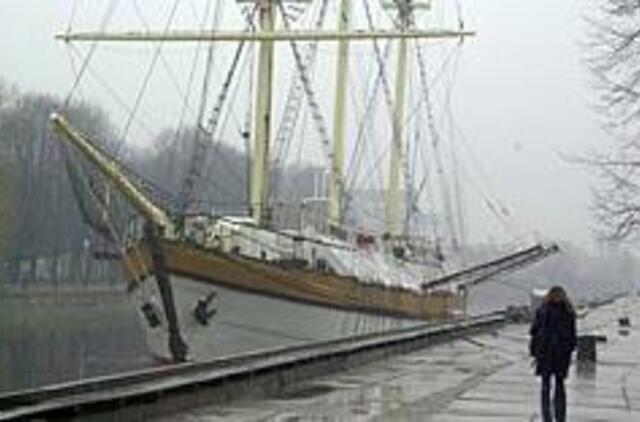 Kerštas policijos pareigūnams - sprogmuo prie "Meridiano" borto 