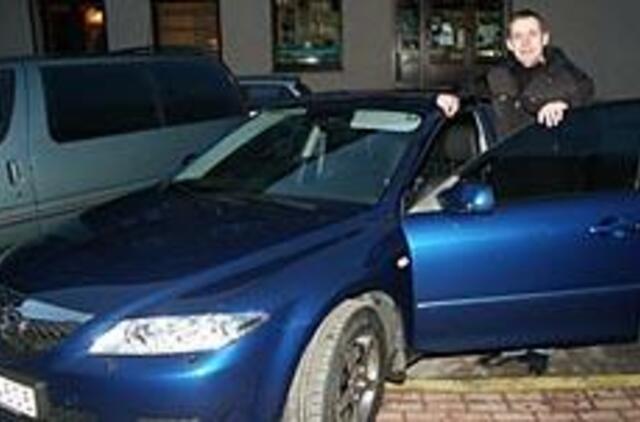 Dviračių čempiono širdyje yra vietos ir automobiliams 