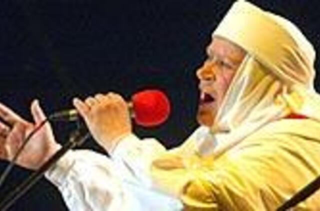 Lietuvių folkloras indišku ritmu 