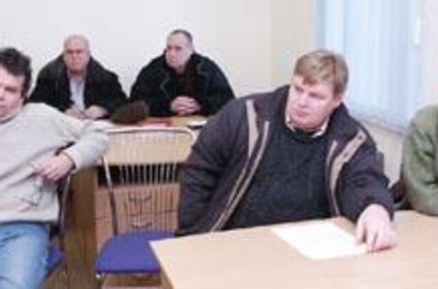 Duoti ar neduoti menkių kvotas? 