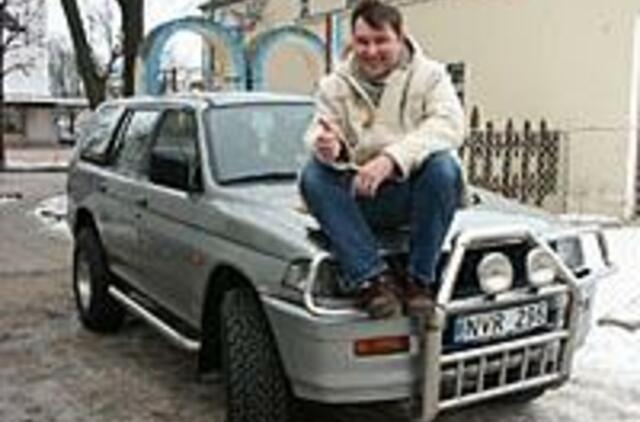 Politiko A. Palubinsko svajonė - "Aston Martin" 