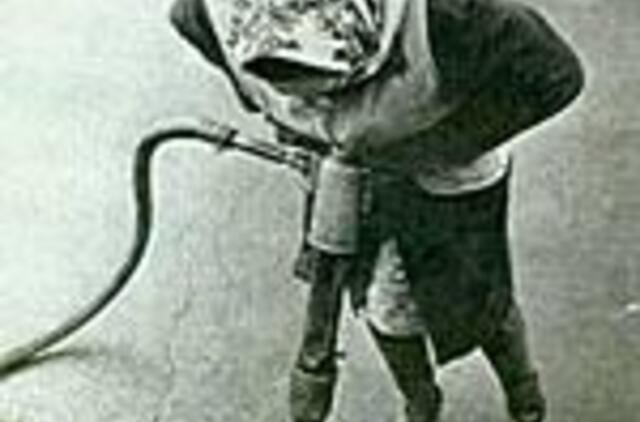 Ant tų pačių svarstyklių - su nevienodais svarsčiais 