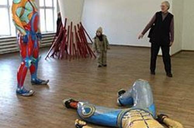 Menas priklauso liaudžiai 