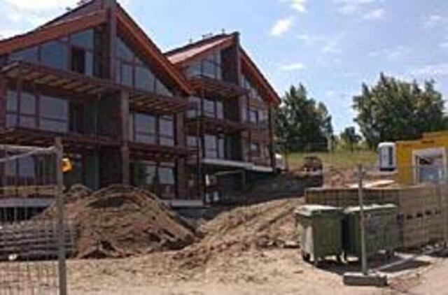 Moterys džiaugiasi išmokusios kalbėtis 