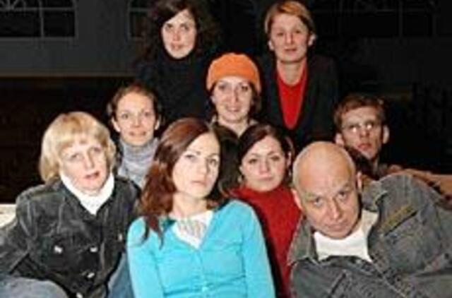 "Mes visada matome šviesą tunelio gale" 