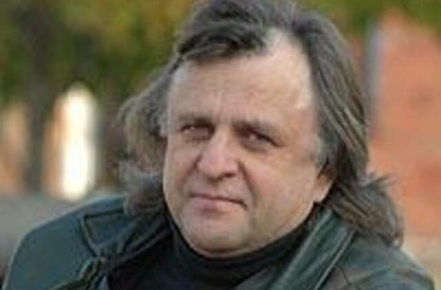 "Šiandieniniame gyvenime man trūksta poezijos ir romantikos" 