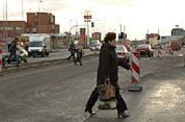 Žmonių įpročiai - stipresni už savisaugos instinktą 