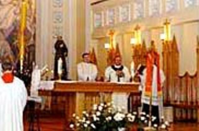 "Bažnyčia baudžia už bažnytinius nusikaltimus" 