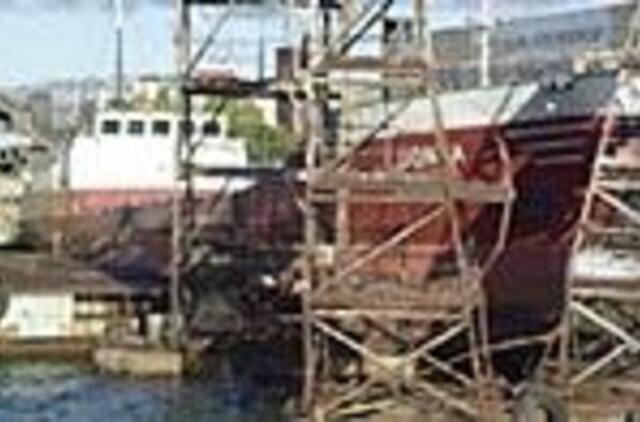 Laivai vaiduokliai - uosto įkaitai 