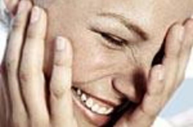 Meilė akla, o humoras atveria akis