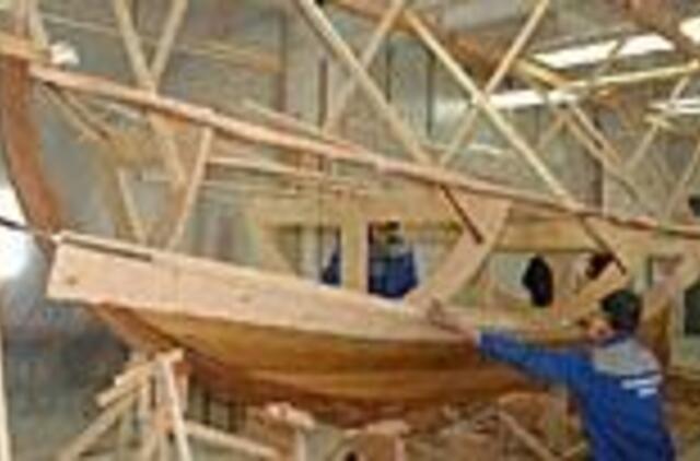 Medinių laivų gamyba - žinių ir kantrybės išbandymas 