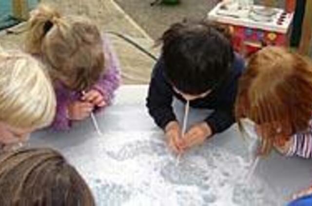 Vaikų populiarumo arba nepopuliarumo priežastys (2)