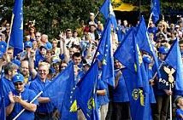 Partijų simbolikoje - plagiatų lietus 