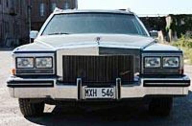 Mįslingasis kadilakas: S. Stalonės ar ne? 