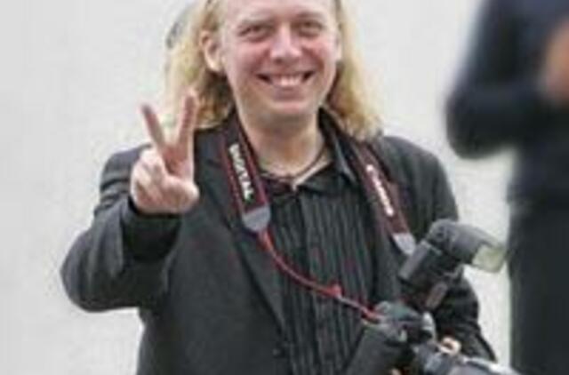 Jonas Staselis: "Su fotografais gali gyventi tik šventieji..."