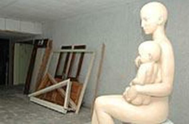 Ligoninės remontas gimdymų ritmo netrikdys 